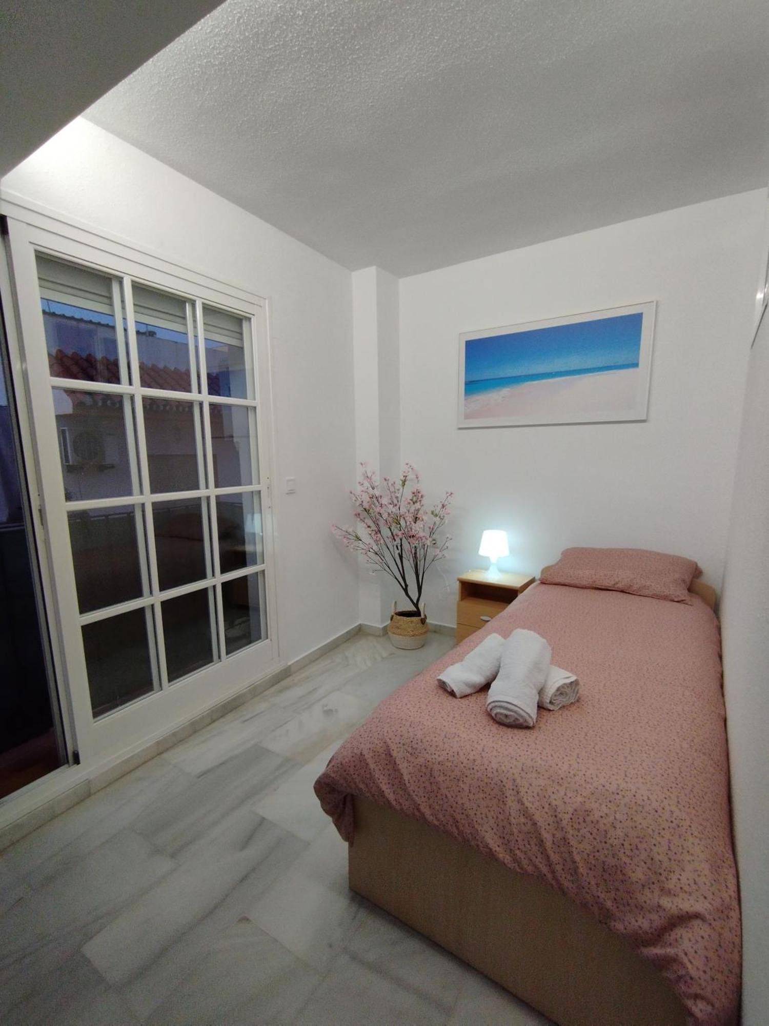 Apartamentos Playacala La Cala Del Moral ภายนอก รูปภาพ
